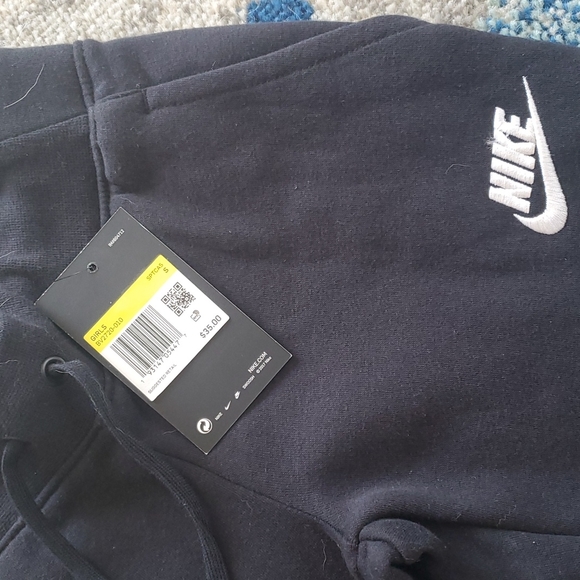 2 Girls Small Nike Sweatpants w tag - Picture 2 of 4